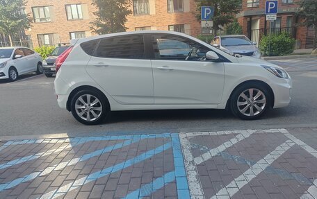 Hyundai Solaris II рестайлинг, 2012 год, 1 080 000 рублей, 4 фотография