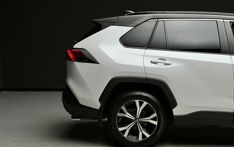 Toyota RAV4, 2021 год, 3 290 000 рублей, 9 фотография