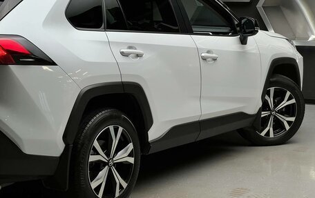 Toyota RAV4, 2021 год, 3 290 000 рублей, 8 фотография
