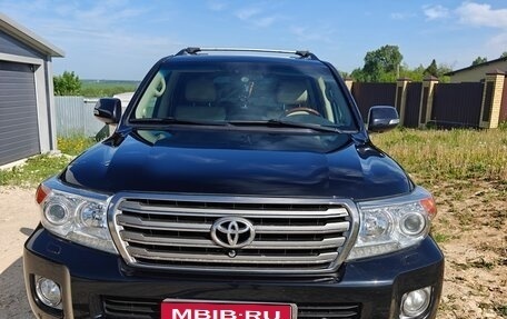 Toyota Land Cruiser 200, 2013 год, 3 700 000 рублей, 1 фотография
