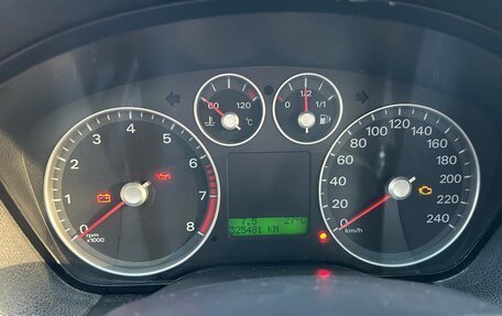 Ford Focus II рестайлинг, 2006 год, 300 000 рублей, 3 фотография