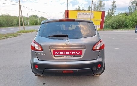 Nissan Qashqai, 2011 год, 1 050 000 рублей, 2 фотография