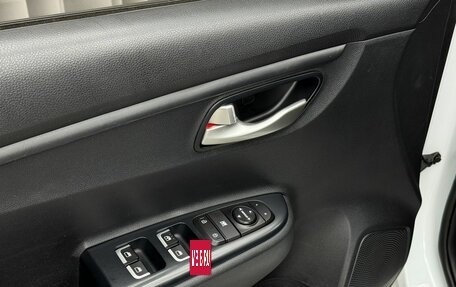 KIA Rio IV, 2020 год, 1 390 000 рублей, 16 фотография
