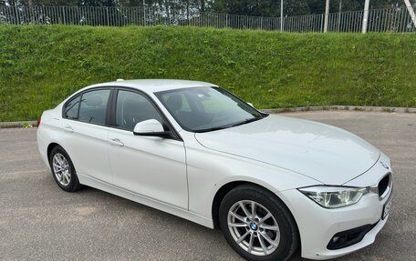 BMW 3 серия, 2017 год, 1 650 000 рублей, 2 фотография