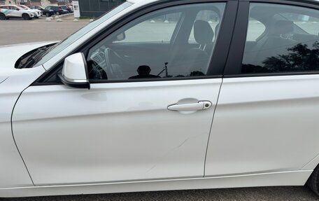 BMW 3 серия, 2017 год, 1 650 000 рублей, 12 фотография