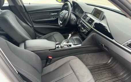 BMW 3 серия, 2017 год, 1 650 000 рублей, 9 фотография