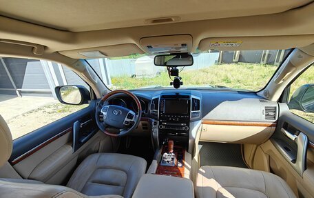 Toyota Land Cruiser 200, 2013 год, 3 700 000 рублей, 6 фотография