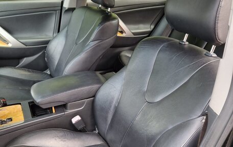 Toyota Camry, 2007 год, 600 000 рублей, 2 фотография