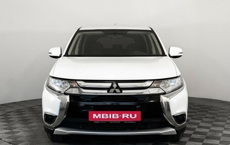 Mitsubishi Outlander III рестайлинг 3, 2015 год, 1 369 000 рублей, 2 фотография