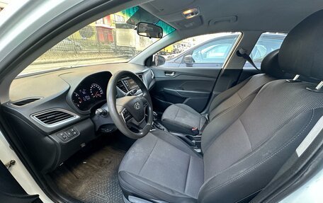 Hyundai Solaris II рестайлинг, 2019 год, 790 000 рублей, 6 фотография