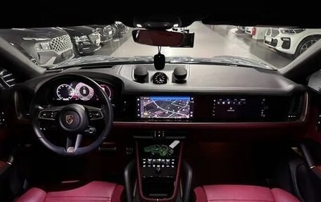 Porsche Cayenne III, 2024 год, 13 780 000 рублей, 6 фотография