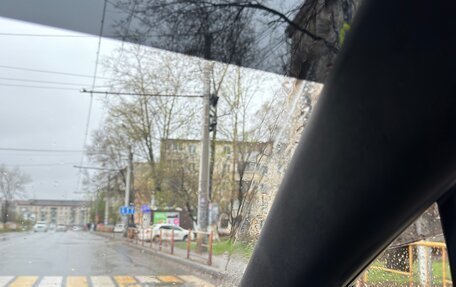 Toyota Prius IV XW50, 2017 год, 1 750 000 рублей, 16 фотография