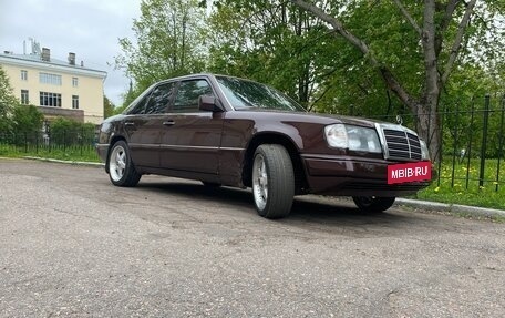 Mercedes-Benz W124, 1990 год, 890 000 рублей, 5 фотография