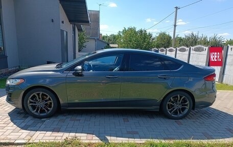 Ford Fusion (North America) II, 2020 год, 1 800 000 рублей, 6 фотография