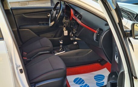 KIA Rio IV, 2021 год, 1 550 000 рублей, 13 фотография