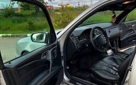 Mercedes-Benz E-Класс AMG, 1998 год, 1 500 000 рублей, 6 фотография
