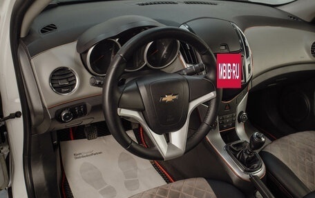 Chevrolet Cruze II, 2013 год, 819 000 рублей, 9 фотография