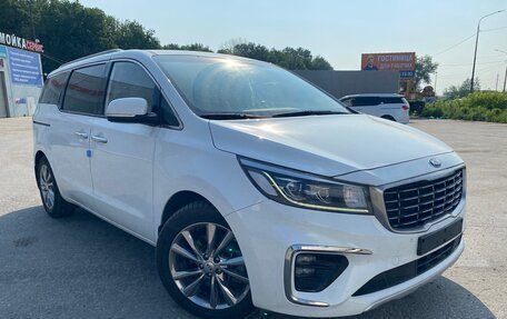 KIA Carnival III, 2020 год, 2 725 000 рублей, 3 фотография