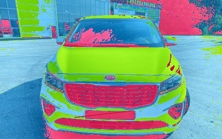 KIA Carnival III, 2020 год, 2 725 000 рублей, 2 фотография