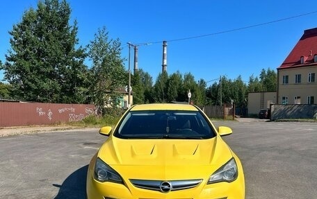 Opel Astra J, 2013 год, 1 050 000 рублей, 2 фотография