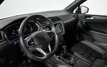 Volkswagen Tiguan II, 2021 год, 3 290 000 рублей, 9 фотография
