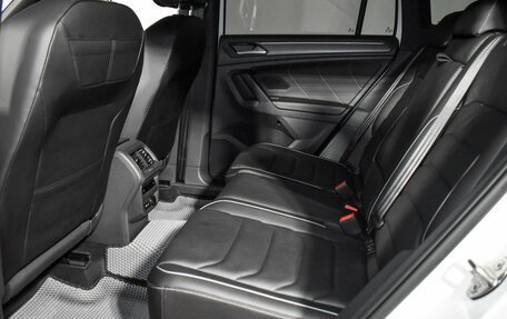 Volkswagen Tiguan II, 2021 год, 3 290 000 рублей, 13 фотография