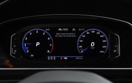 Volkswagen Tiguan II, 2021 год, 3 290 000 рублей, 21 фотография