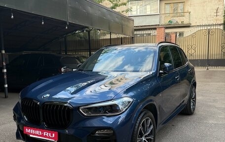 BMW X5, 2019 год, 7 700 000 рублей, 2 фотография