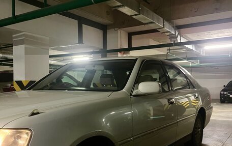 Toyota Crown, 2000 год, 1 500 000 рублей, 16 фотография