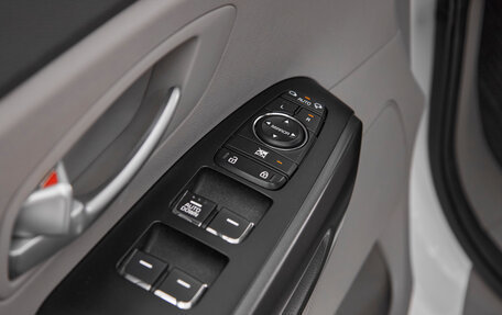 KIA Carnival III, 2017 год, 2 521 000 рублей, 13 фотография