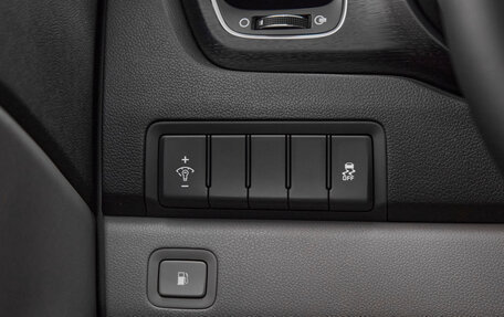 KIA Carnival III, 2017 год, 2 521 000 рублей, 14 фотография