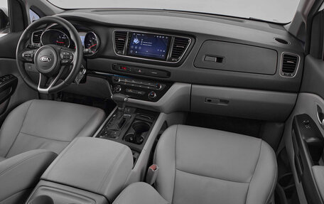 KIA Carnival III, 2017 год, 2 521 000 рублей, 9 фотография