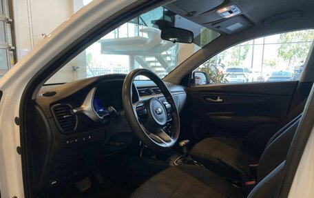 KIA Rio IV, 2021 год, 1 790 000 рублей, 21 фотография