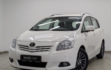 Toyota Verso I, 2012 год, 1 350 000 рублей, 1 фотография