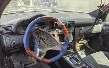 Mercedes-Benz C-Класс, 2001 год, 300 000 рублей, 4 фотография