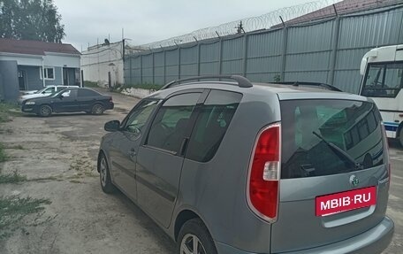 Skoda Roomster, 2011 год, 650 000 рублей, 2 фотография