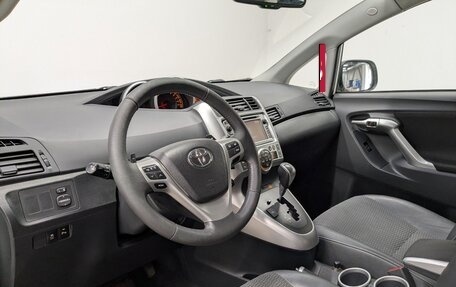 Toyota Verso I, 2012 год, 1 350 000 рублей, 7 фотография