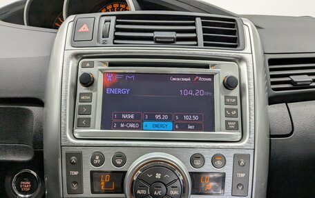 Toyota Verso I, 2012 год, 1 350 000 рублей, 17 фотография