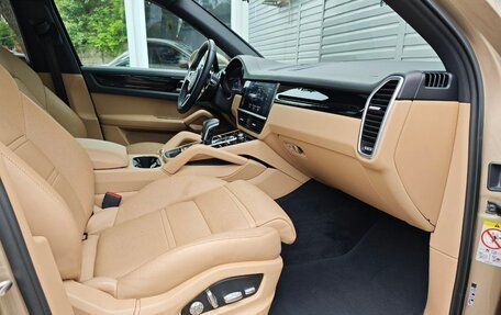 Porsche Cayenne III, 2018 год, 5 997 000 рублей, 14 фотография