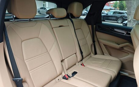 Porsche Cayenne III, 2018 год, 5 997 000 рублей, 22 фотография