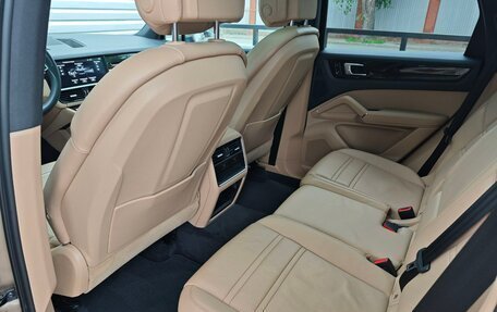 Porsche Cayenne III, 2018 год, 5 997 000 рублей, 19 фотография