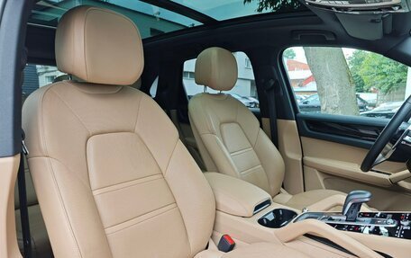 Porsche Cayenne III, 2018 год, 5 997 000 рублей, 16 фотография