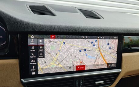 Porsche Cayenne III, 2018 год, 5 997 000 рублей, 28 фотография