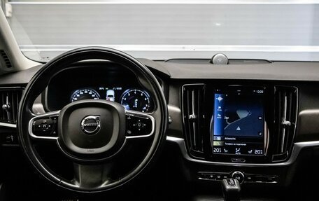 Volvo V90 Cross Country I рестайлинг, 2018 год, 2 875 000 рублей, 9 фотография