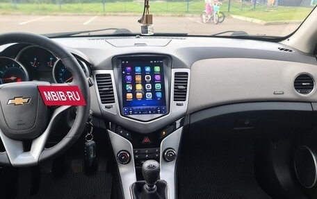 Chevrolet Cruze II, 2011 год, 710 000 рублей, 9 фотография