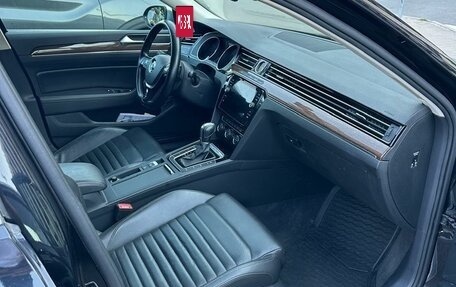Volkswagen Passat B8 рестайлинг, 2018 год, 2 400 000 рублей, 8 фотография