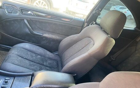 Mercedes-Benz CLK-Класс, 2001 год, 340 000 рублей, 7 фотография