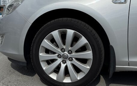 Opel Astra J, 2011 год, 1 000 000 рублей, 10 фотография