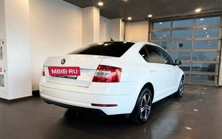Skoda Octavia, 2018 год, 1 300 000 рублей, 3 фотография