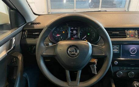 Skoda Octavia, 2018 год, 1 300 000 рублей, 9 фотография